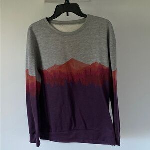Gray and Purple Mountain Print Sweatshirt